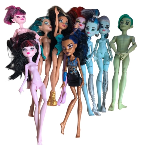 Monster High Doll Set lot of 9 Frankie Stein Cleo de Nile...